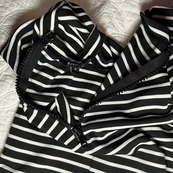 Striped dress - Picture 2 of 2